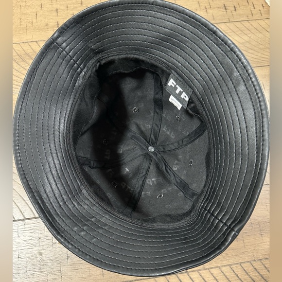 FTP Leather Bucket Hat Sz S/M - Picture 3 of 4